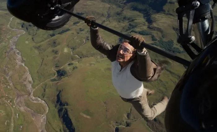 트럼프 관세 질문에 '한국 내한' 톰 크루즈가 보인 능청 반응