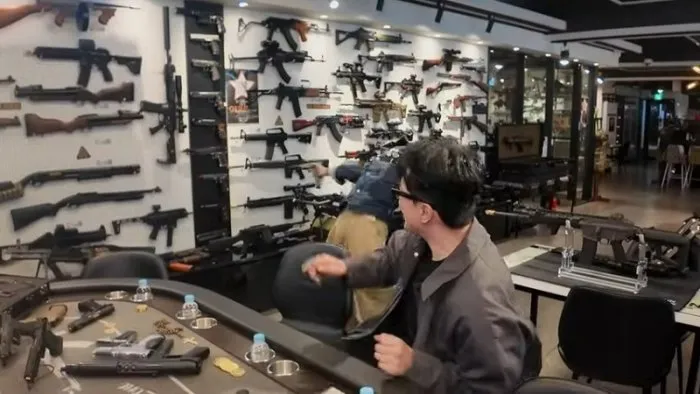 지드래곤, 데프콘, 슈팅장, 총기, 선물, 브로맨스