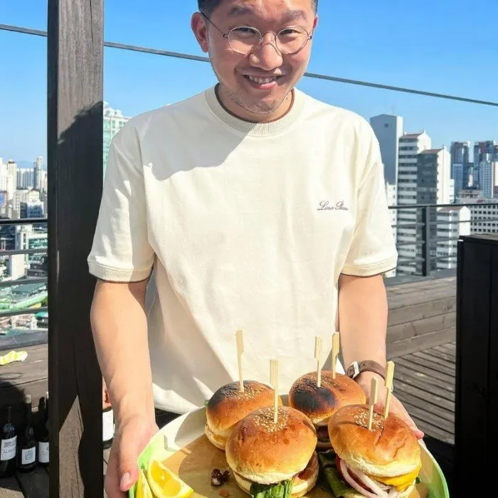 버터맥주 이어…어반자카파 박용인, 김치 판매로 행정처분