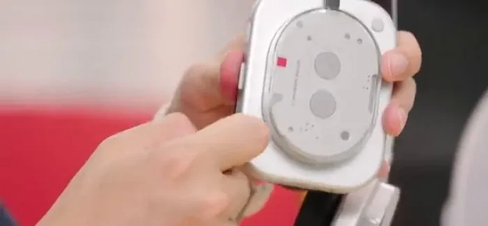 [리뷰] 디자인만큼은 인정…낫싱 '헤드폰(1)' 첫인상은?