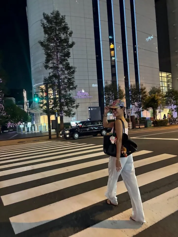 Oh My Girl, Mimi, Instagram, Labubu, Crying Baby, bolso