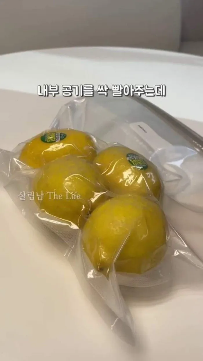 Mosiryu Premium Folding Bottle, Food Storage Manual Vacuum Compress Zipper Bag, Wendy Portable Dust Tape, Olic Portable Mini Sealing Machine, Wild Camp Mini Lighter