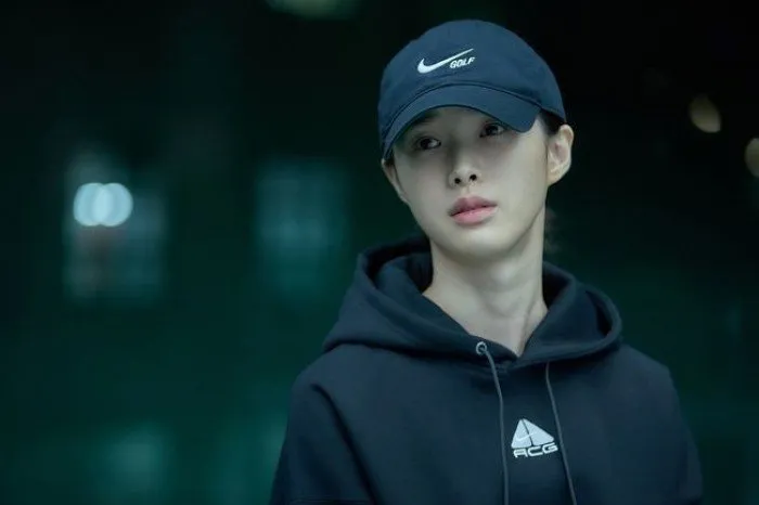 Kang Hae-rim, rumored to be dating Lee Dong-gun, visits the Busan International Film Festival... Promises a strong presence