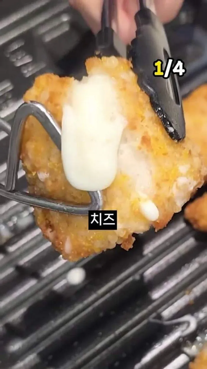 Pollo Katsu de mozzarella de pechuga de pollo frescas theEASY, Queso asado Kodano, Tteok de helado de leche de Yonsei, Tteok de queso suave de Food Matnam