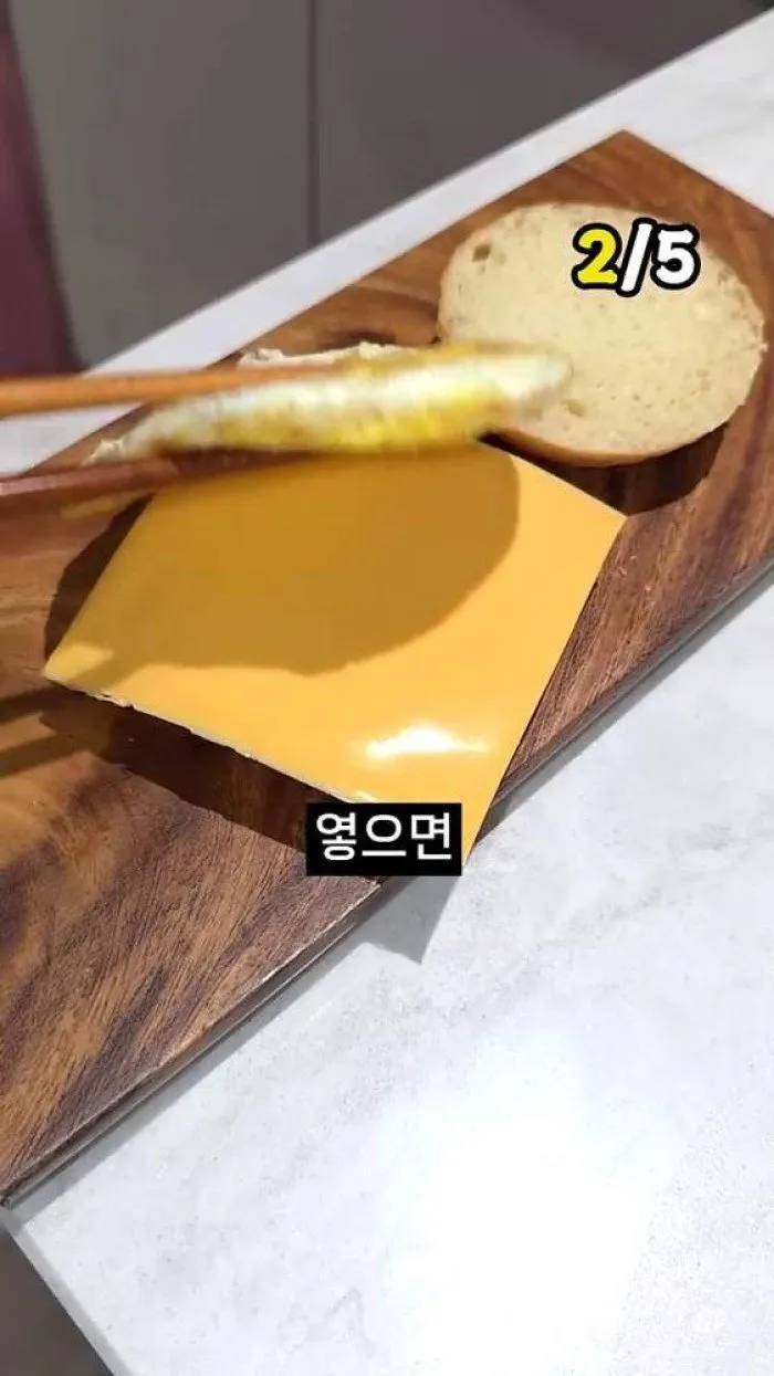 풀무원 지구식단 메밀두유면, 삼립 프로젝트H 고단백 저당 모닝빵, 넛츠그린 짜먹는 저당 땅콩 스프레드 스틱, 굽네 닭가슴살 김치볶음밥, 참치듬뿍 제로쌈장