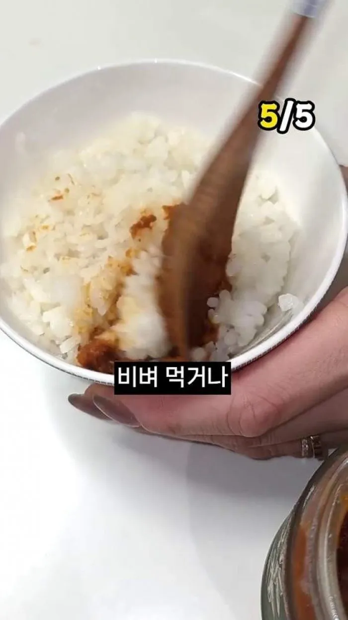 풀무원 지구식단 메밀두유면, 삼립 프로젝트H 고단백 저당 모닝빵, 넛츠그린 짜먹는 저당 땅콩 스프레드 스틱, 굽네 닭가슴살 김치볶음밥, 참치듬뿍 제로쌈장