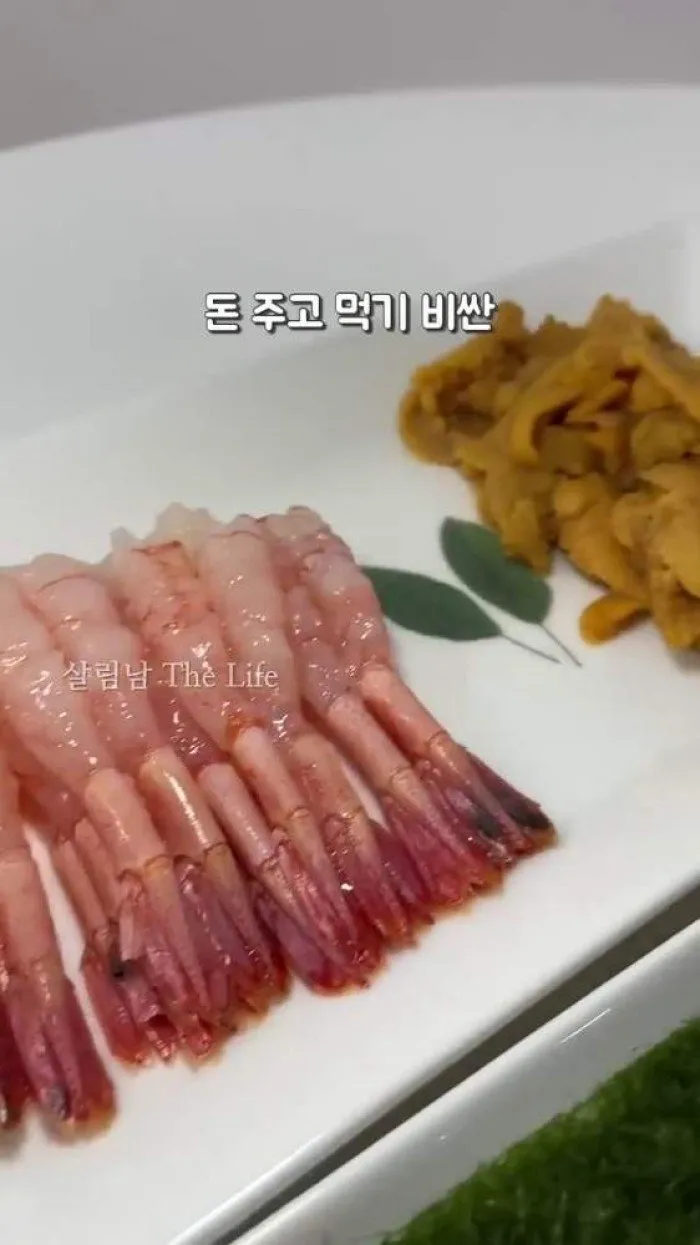 Grandma's Tteok Skewers, Cheonil Food Plain Omelet, Hunhun Seafood Udon Set