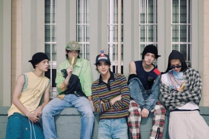 MOMOLAND, RODEO, Curtis, CIX, NCT, Haechan, ALL HOURS, Cosmic Girls, Dayoung, IU, Red Velvet, Wendy, TWICE, Chaeyoung