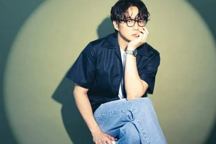 Following Ok Joo-hyun, Sung Si-kyung's Agency Faces 14-Year 'Unregistered Operation' Controversy