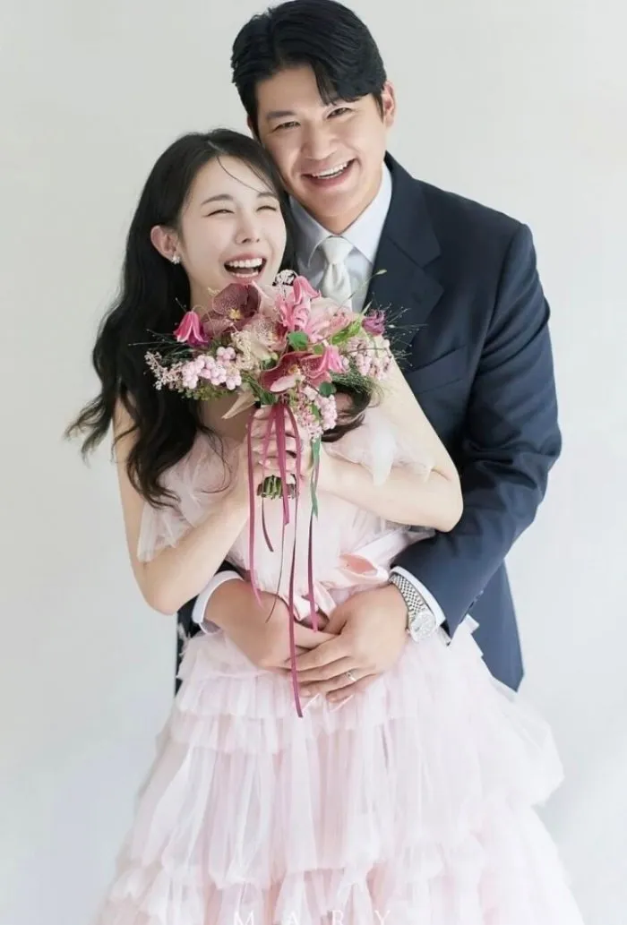 Rina, Mina's Older Sister, Announces Pregnancy 8 Months After Marriage... Expecting a Baby Under the Red Horse Zodiac