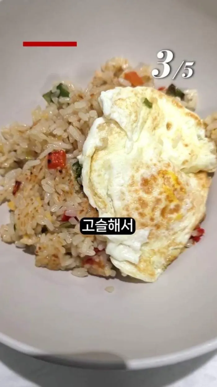 더미식 전주돌솥비빔밥, CJ고메 중화짬뽕, 햇반 만능계란볶음밥, 햇반 치즈닭갈비 주먹밥, CJ고메 치즈크리스피 핫도그