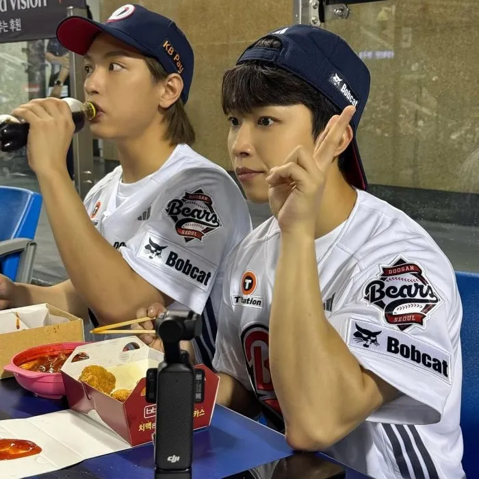 N.Flying's Seo Dong-sung Captures Fans' Hearts at Baseball Stadium... 'Bear Appearance'
