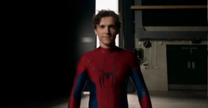 Tom Holland sufre un accidente de caída, suspendiendo el rodaje de 'Spider-Man'... ¿se retrasará el estreno?