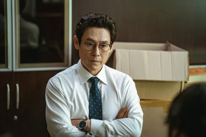 Issues Arise with Unregistered Management Companies...Seol Kyung-ku's Side States They Are Preparing to Follow Procedures