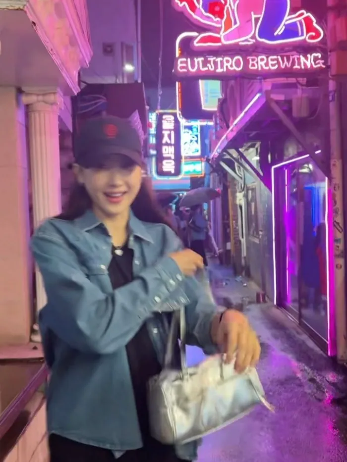 HyunA, Hipjiro, Euljiro, Nine Muses, Ídolo