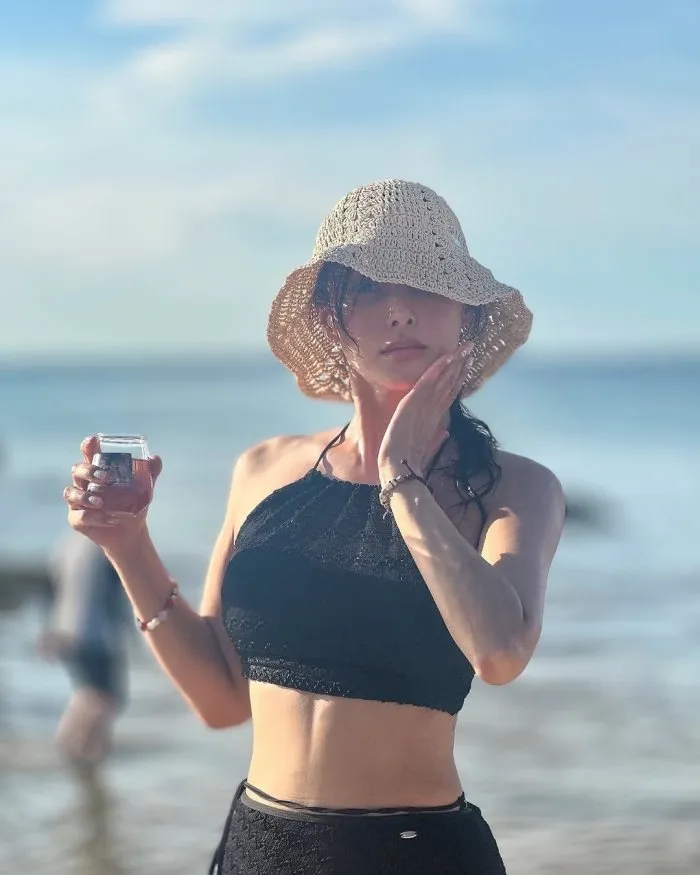 Kara Park Gyuri recuerda sus memorias de 'Verano en el Mar'... "Nos vemos el próximo año"