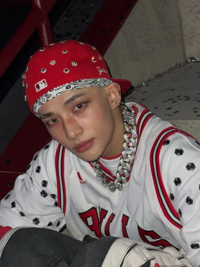 StrayKids, Hyunjin, foto, Instagram, reaccionesDeLosFans