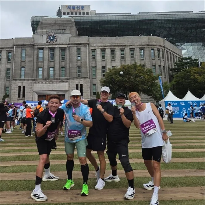 Kang Jae-jun Participates in Seoul Running with Colleagues... Notable Transformation with a Slimmer Look