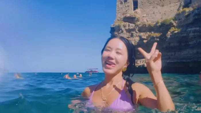 Uhm Jung-hwa, Italia, playa, bikini, Monachile