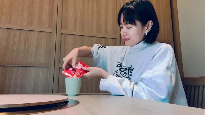 ソン・イェジン, インスタグラム, スキンケア, ファンの反応, スタイル