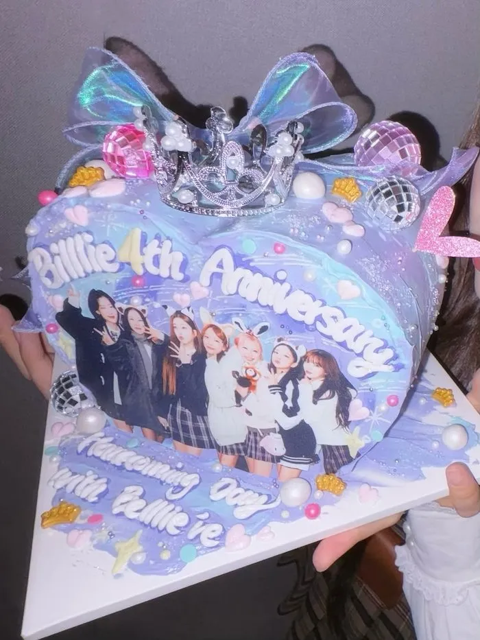 Instagram, Billy, Tsuki, cuarto aniversario, debut