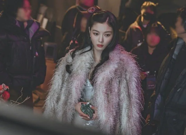 김유정, 티빙, 친애하는X, 연기변신, 글로벌차트, 비하인드, 스틸, 1위, TVING