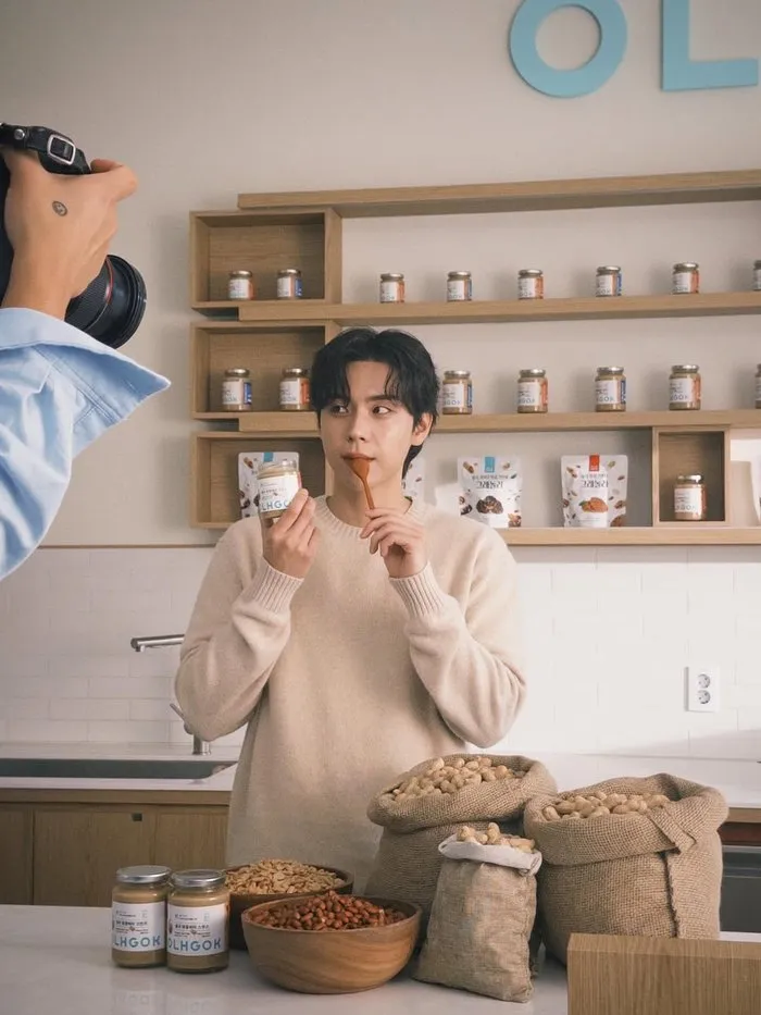 Kim Do-hoon, Actor, Instagram, Publicidad, Serie, Kim Yoo-jung, Detrás de cámaras, Dear X