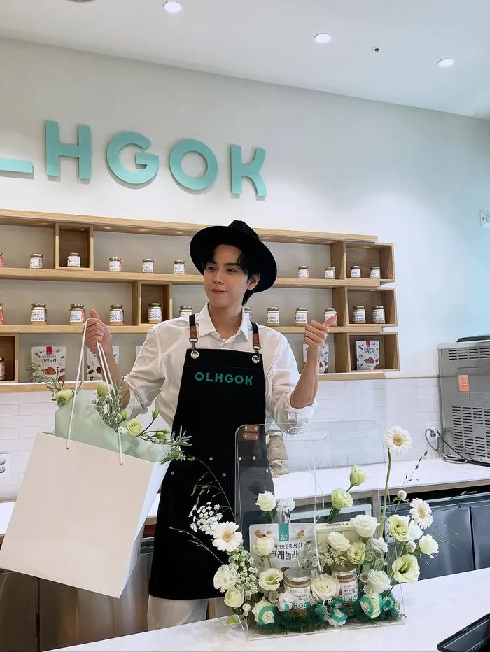 Kim Do-hoon, Actor, Instagram, Publicidad, Serie, Kim Yoo-jung, Detrás de cámaras, Dear X