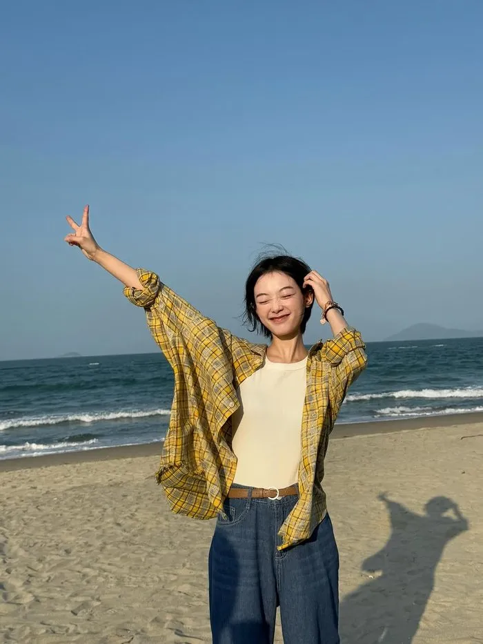 Lee Yoo-mi, actriz, playa, Instagram, Netflix, Jeon So-ni, TuSiempreEstuvisteAhi