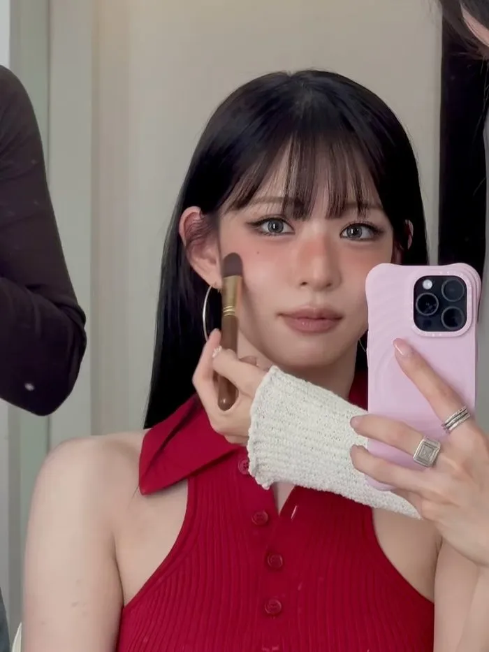 Promise Nine, Lee Chae-young, Instagram, regreso, season greeting