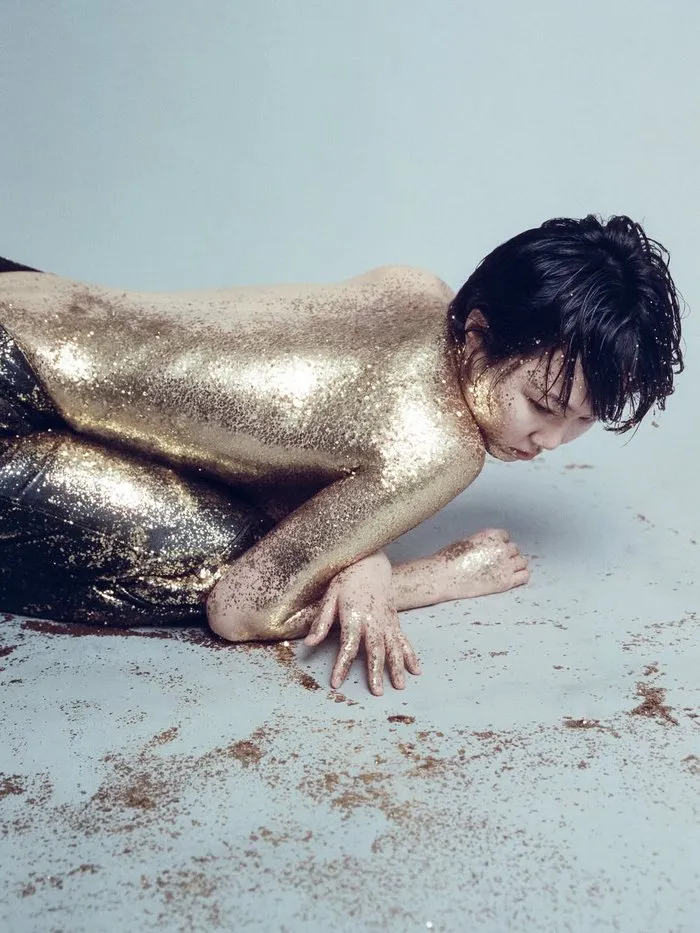 ソン・スア, インスタグラム, セミヌード, グラビア, イ・ギョンシル