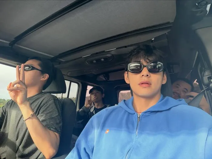 V, BTS, Instagram, Wooga Family, Viaje, Amistad, Juventud