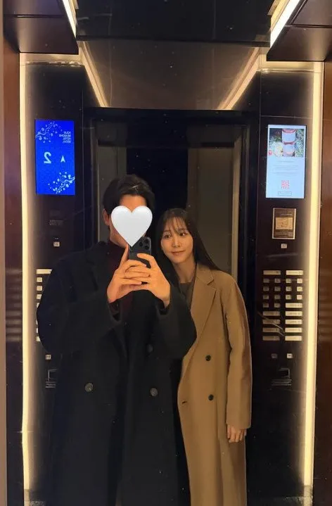 Hong Yookyung, Apink, Marriage, Instagram, Restaurant