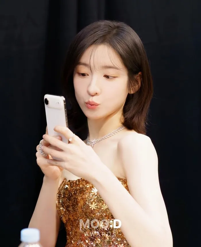 パク・ジヒョン, ナムアクターズ, 演技大賞, SBS, プレゼンター, インスタグラム, ドレス