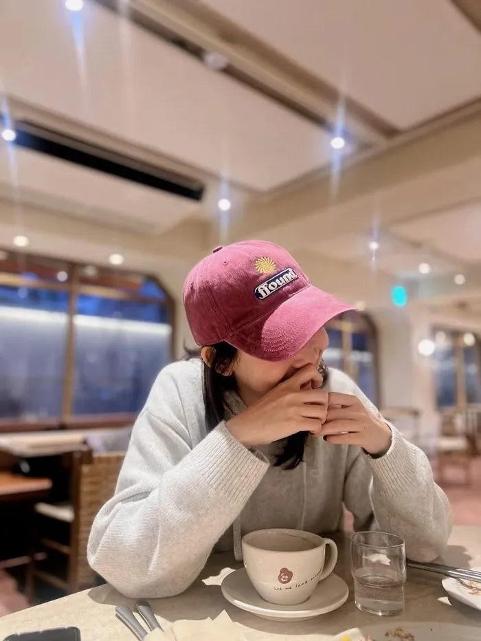 신현빈, 인스타그램, 카페, 일상, 배우, 영화, 정원사들, 송강호, 구교환, 송승헌