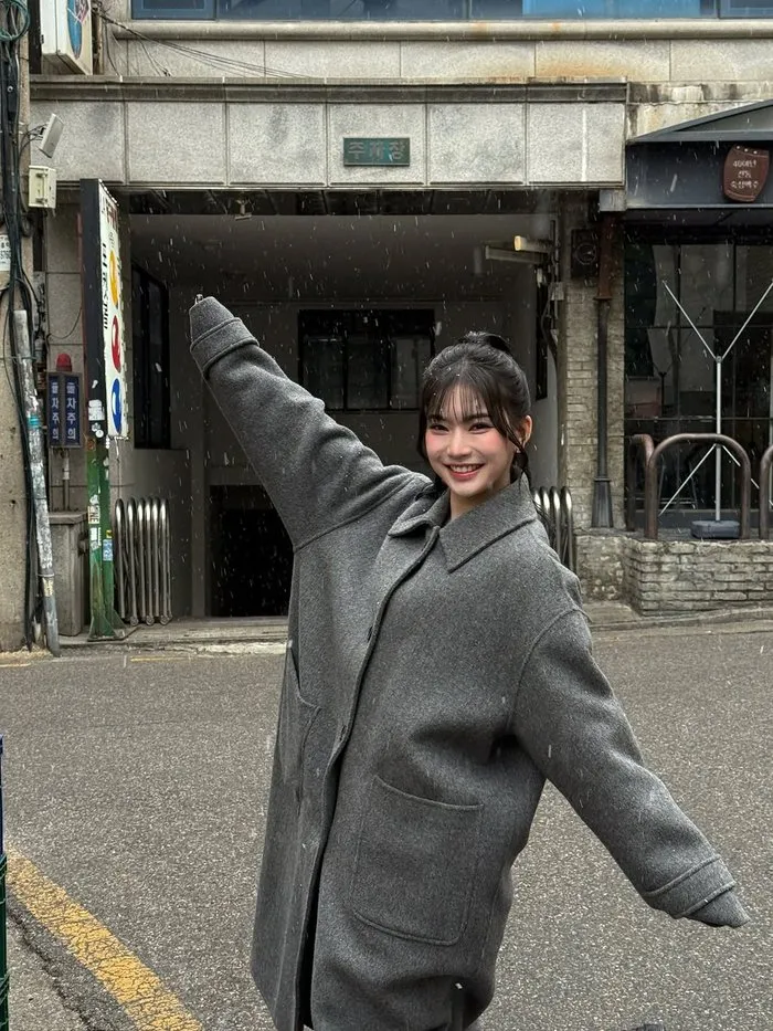 STAYC, アイサ, インスタグラム, 清純, アイドル, 日本, 正規アルバム, STAY ALIVE, 冬