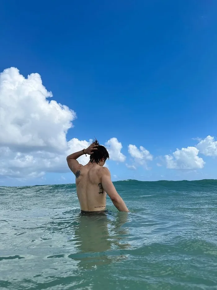 ZEROBASEONE, idol, playa, Seok Matthew, abdominales