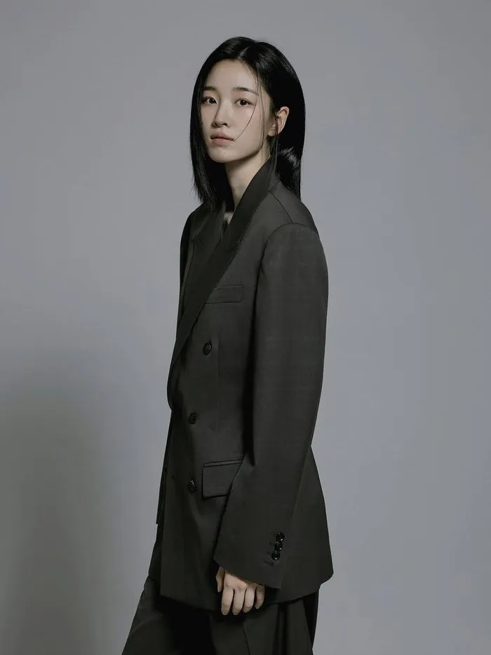 ウォン・ジアン, プロフィール写真, メイド・イン・コリア, 明日はきっと, ドラマ, インスタグラム