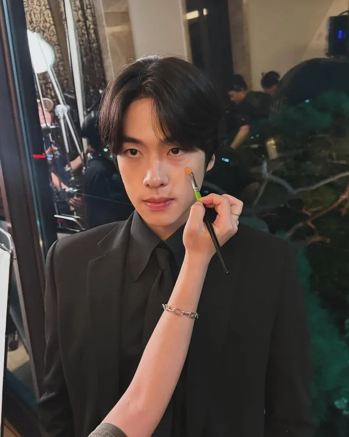 Jo Han-gyeol, actor, Instagram, tvN, drama, drama de fin de semana, Albert Oh, La Infiltrada Srta. Hong