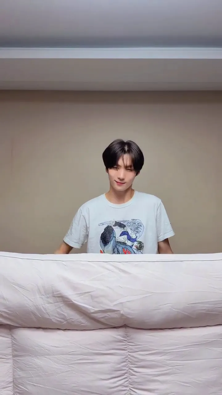 TWS (oficial), publicación, maknae