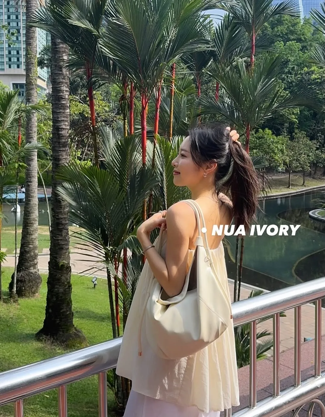 李素利, 包袋, 米白