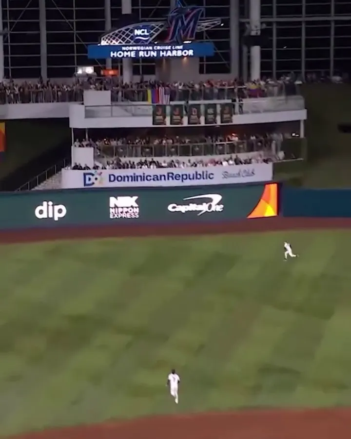 Eugenio Suárez, pemain bisbol, home run