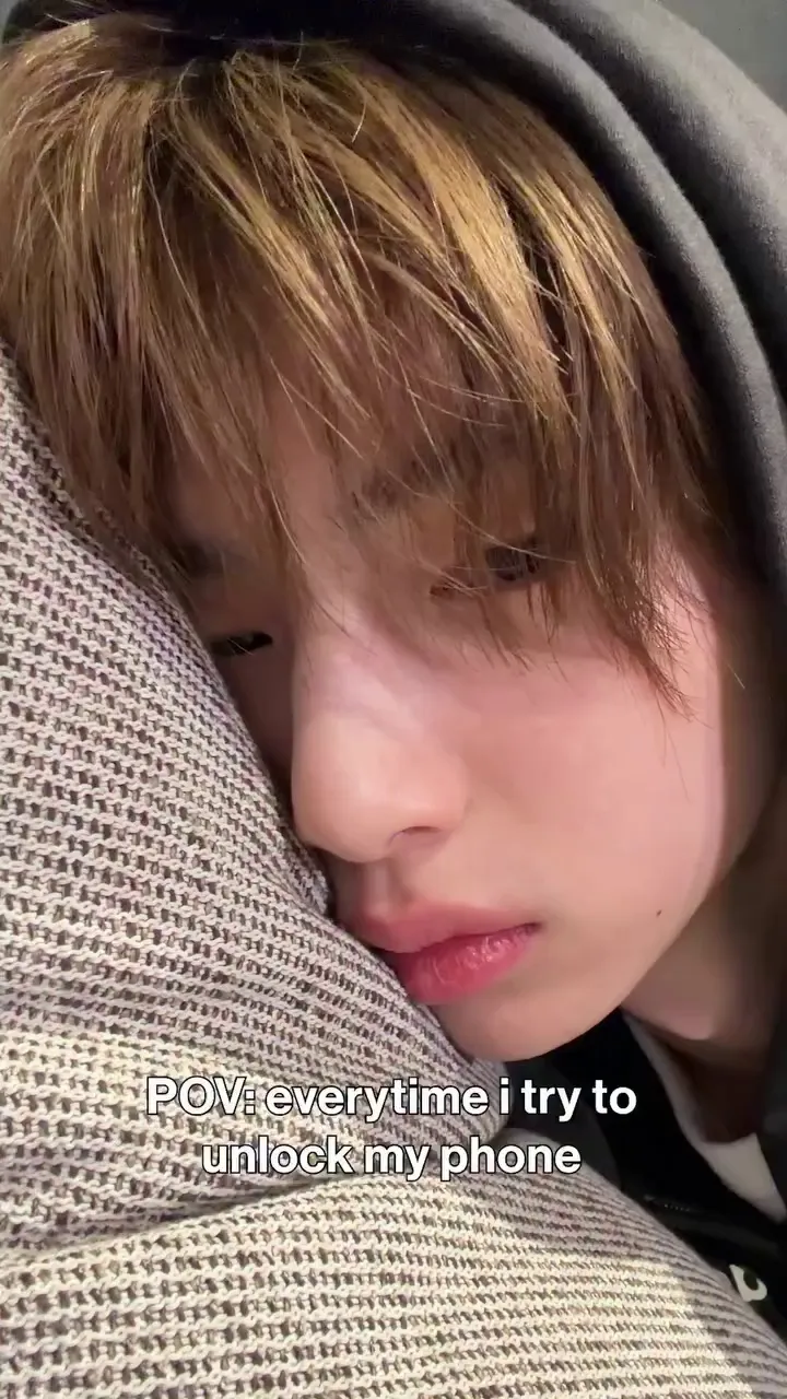 Cortis, Ca sĩ, Bài đăng Instagram