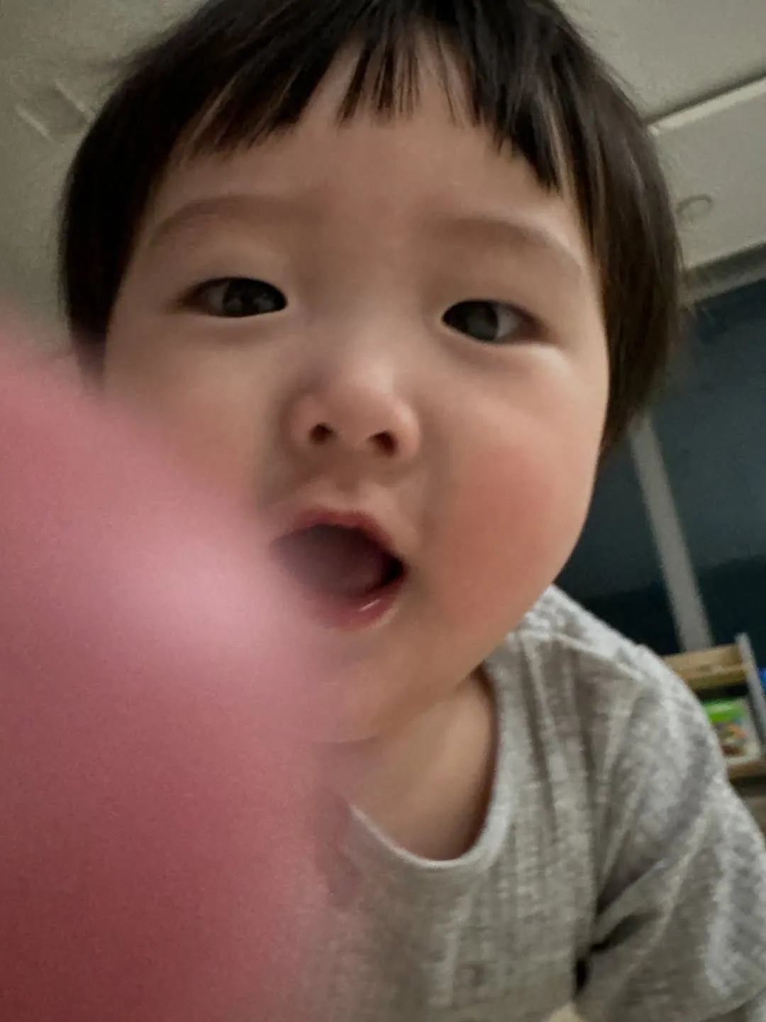 Hey Jini đáng yêu hé lộ khoảnh khắc thư giãn tại nhà