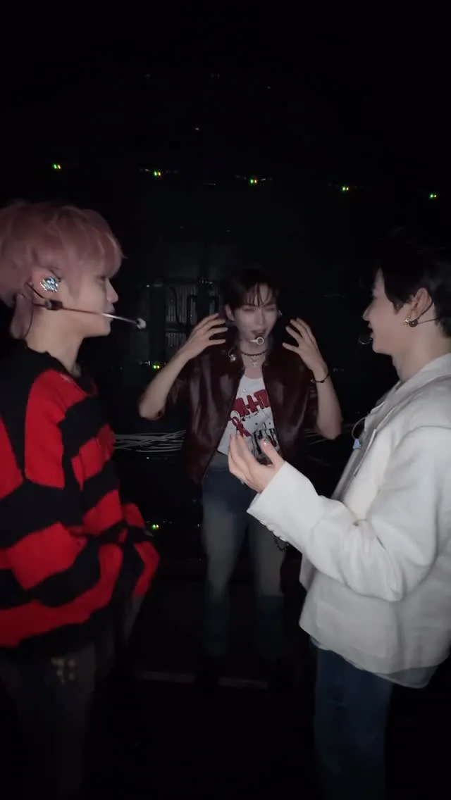 ZEROBASEONE khoe khoảnh khắc hậu trường ấm áp