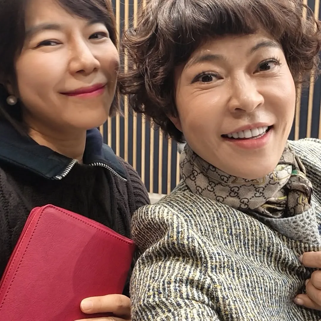 趙惠蓮, 舞台劇演員, 教育麗塔, KBS廣播電台, 尹智英主播