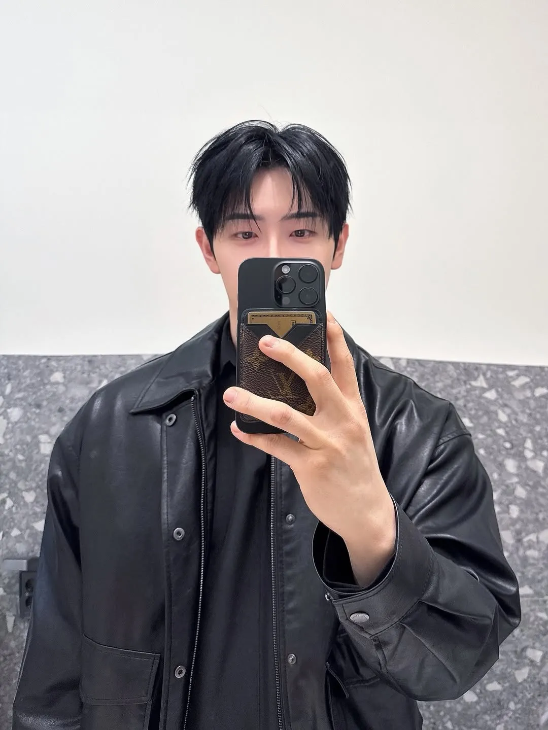 Park Hyun-ho cập nhật âm thầm trên mạng xã hội