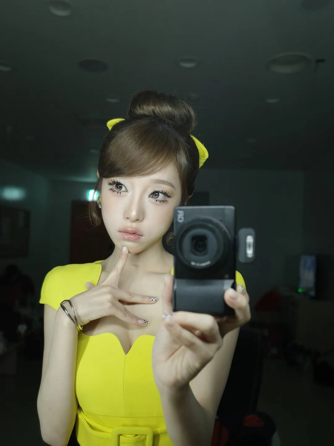 Choi Yena Stuns in a Fresh Yellow Dress