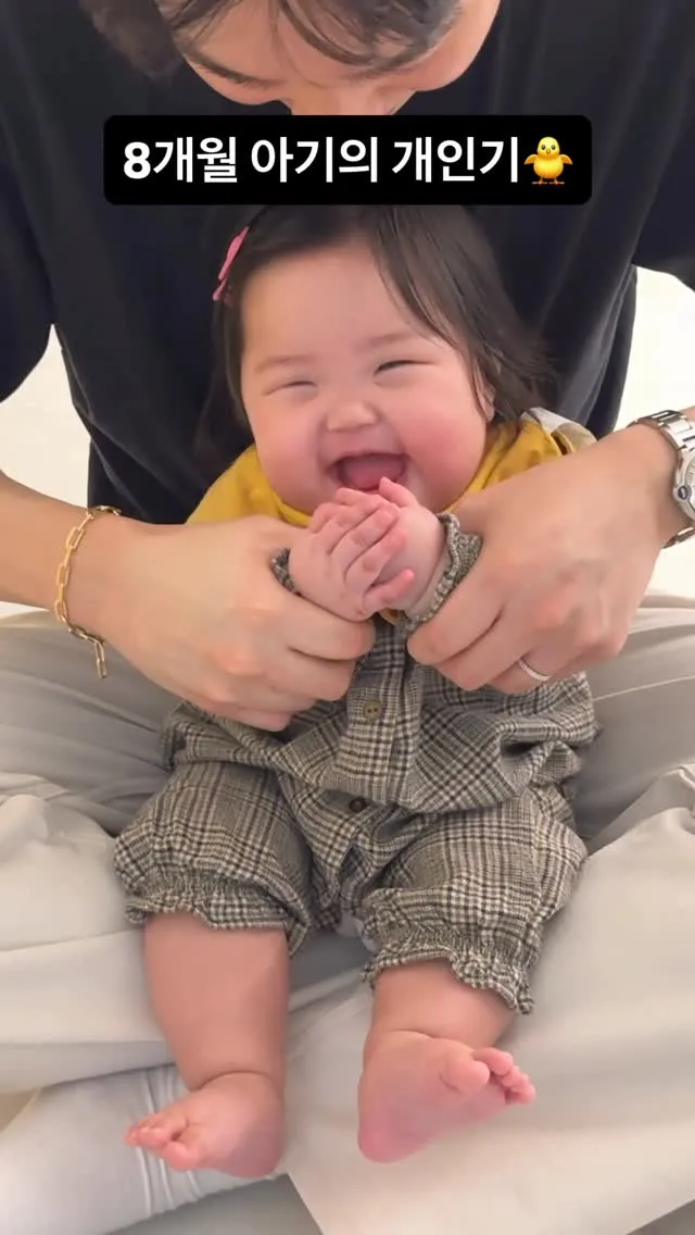 Lady Jane đáng yêu hé lộ đời sống chăm con hằng ngày