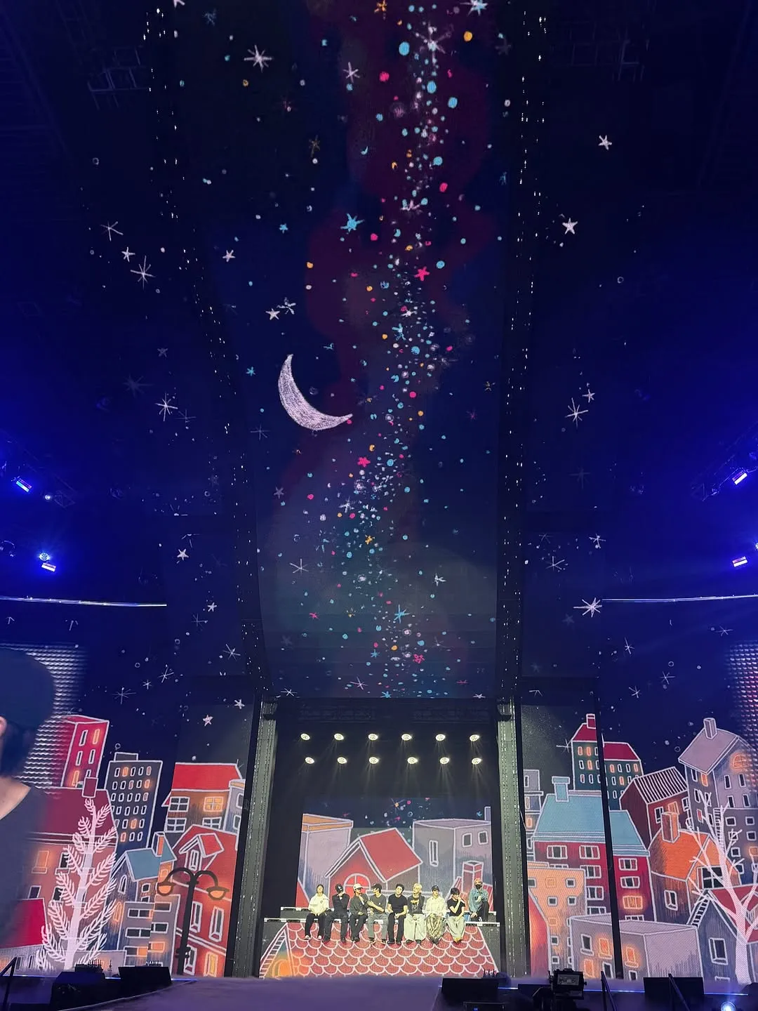 ZEROBASEONE đầy mê hoặc, công bố ảnh đêm diễn encore tại Seoul